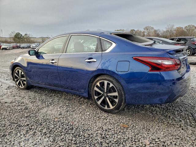 Nissan Altima 2.5 Image 3