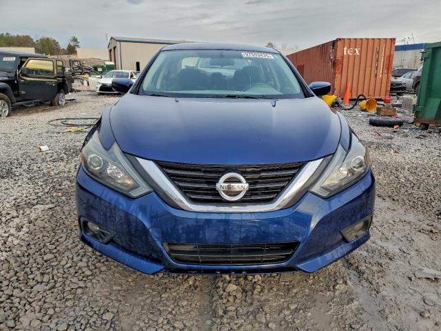 Nissan Altima 2.5 Image 2