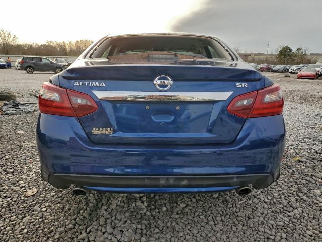 Nissan Altima 2.5 Image 6