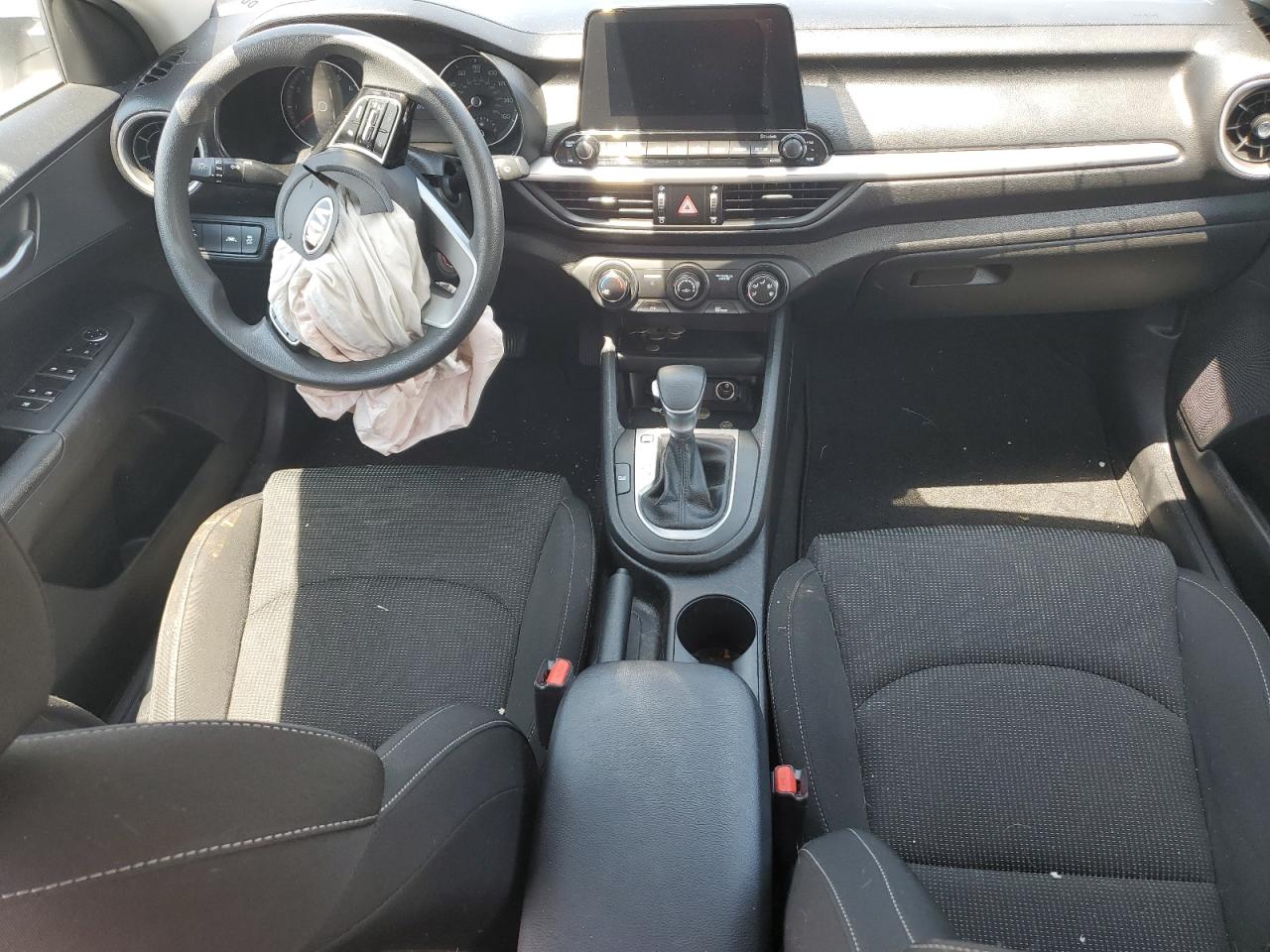 Kia Forte Fe Image 4