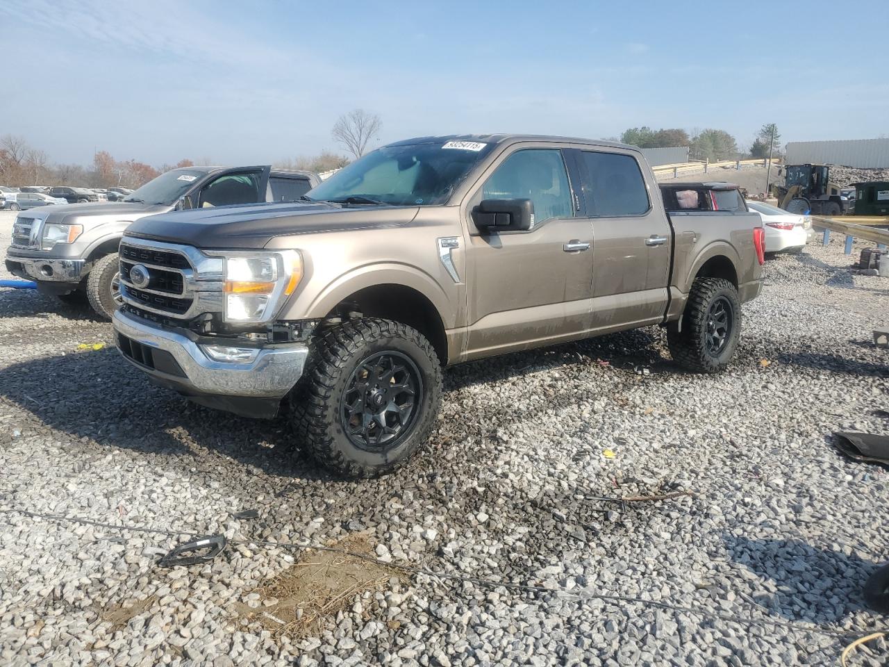 Ford F-150 Supercrew Image 1