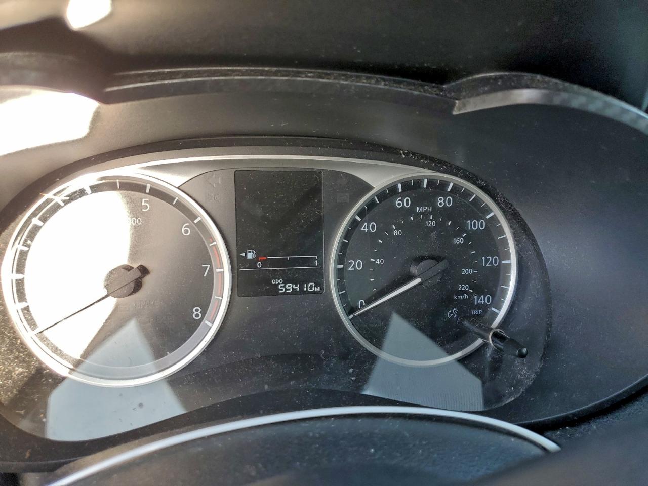 Nissan Versa S Image 6