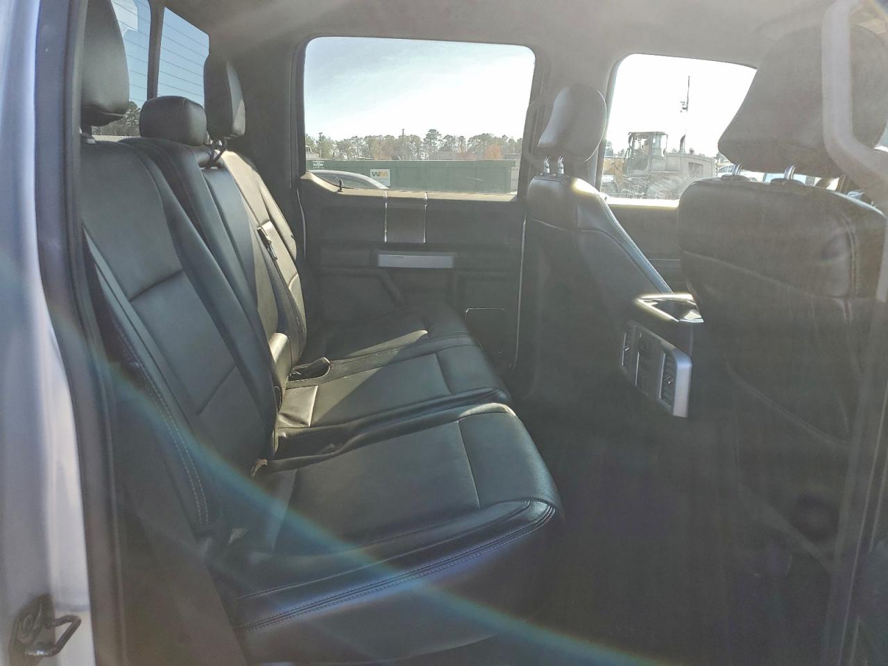 Ford F-150 Supercrew Image 8