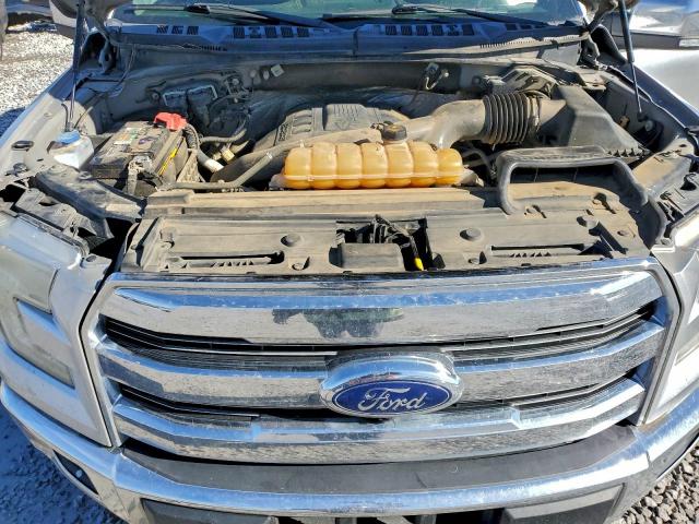 Ford F-150 Supercrew Image 5