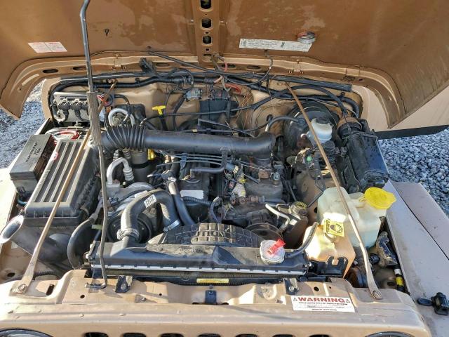 Jeep Wrangler Sahara Image 10