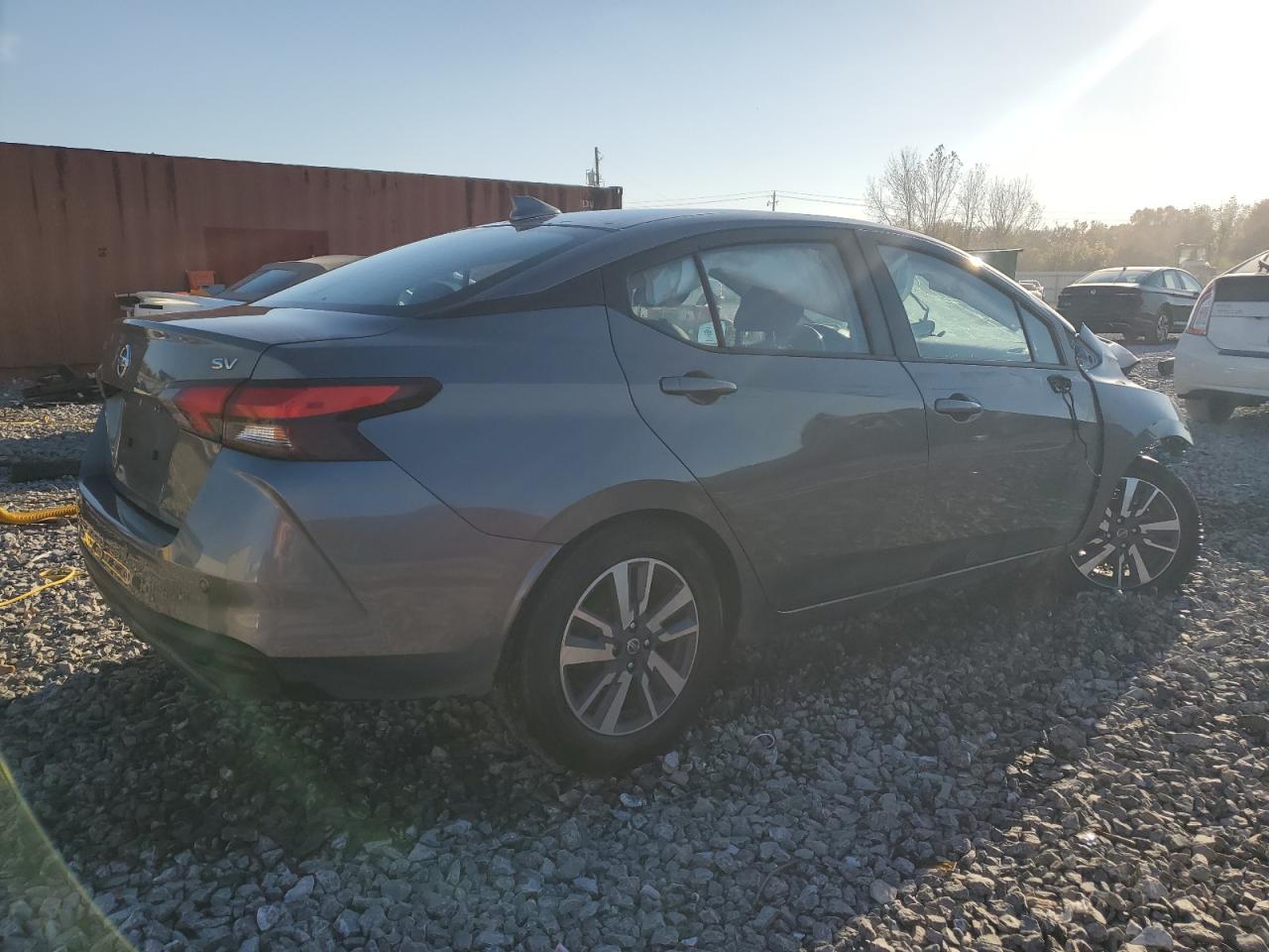 Nissan Versa Sv Image 3