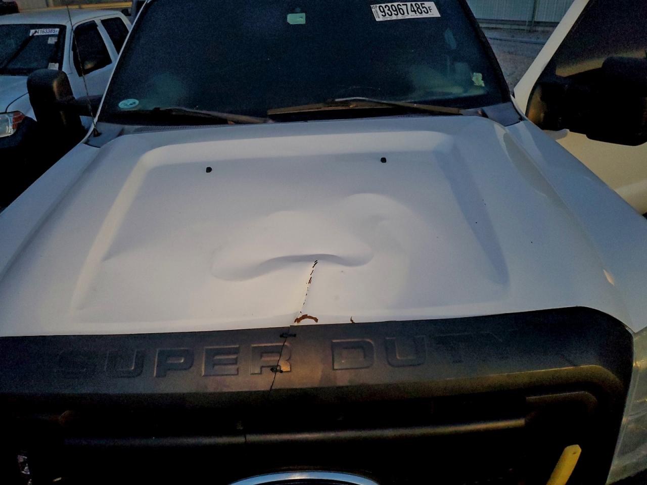 Ford F-350 Super Duty Image 12