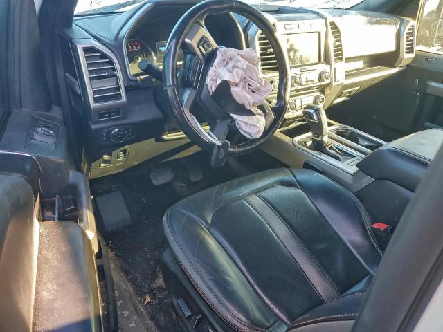 Ford F-150 Supercrew Image 12