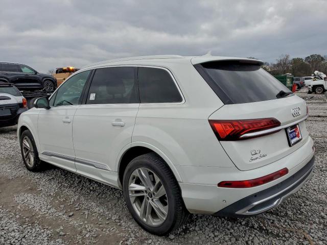 Audi Q7 Image 5