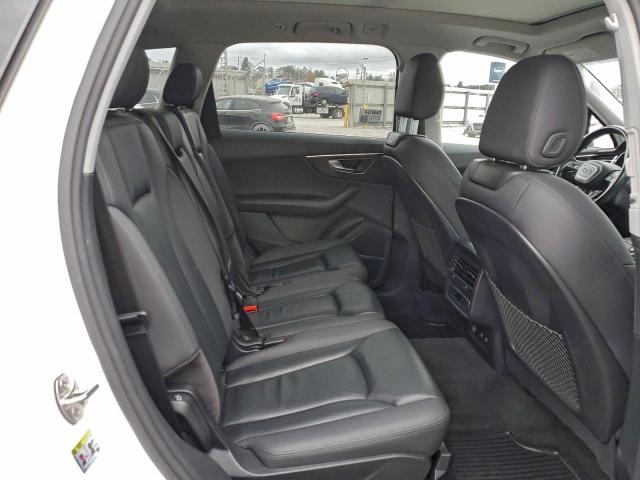 Audi Q7 Image 9