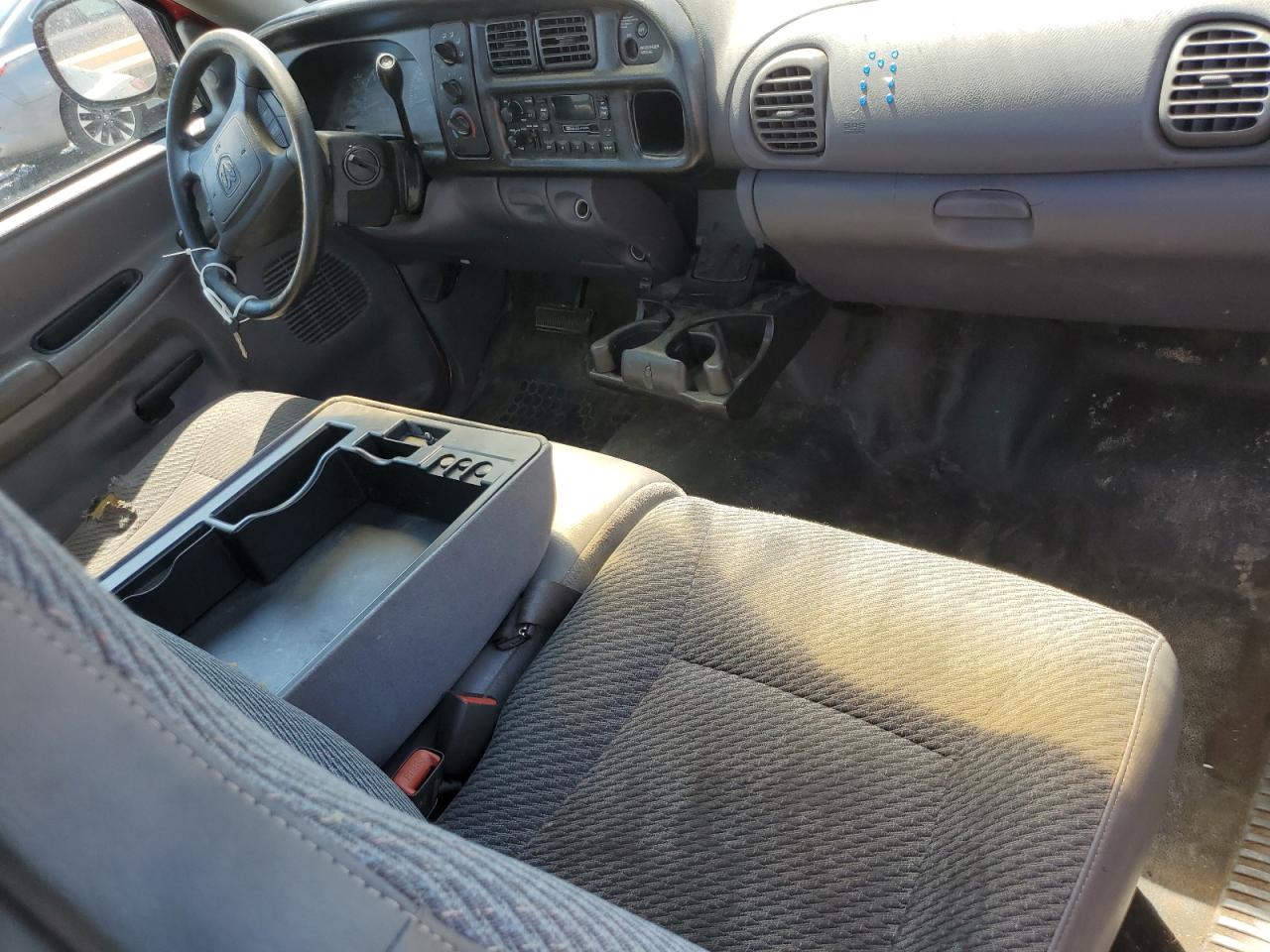 Dodge Ram 1500 Image 2