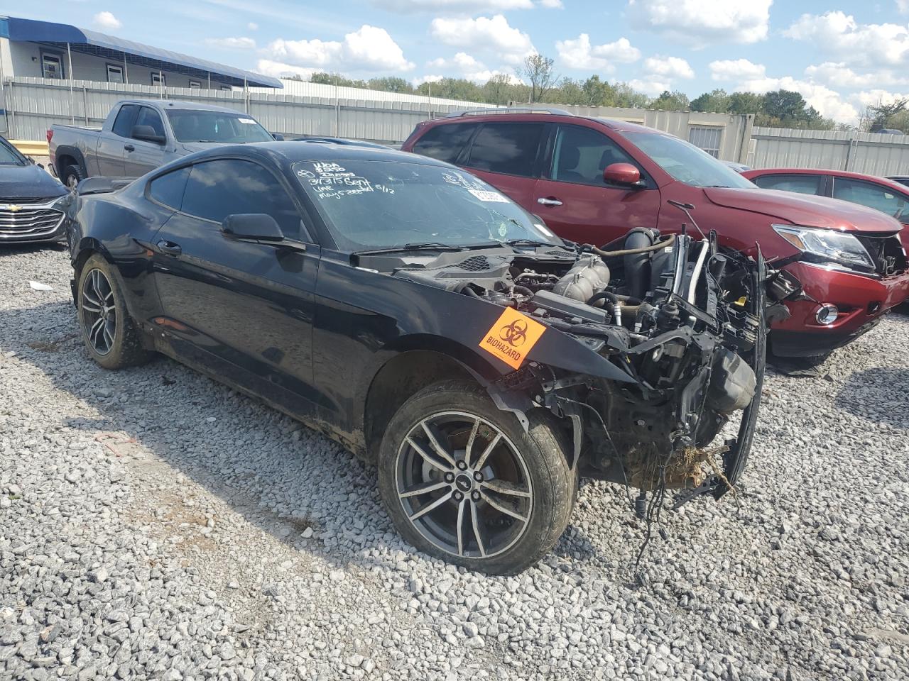 Ford Mustang Image 11