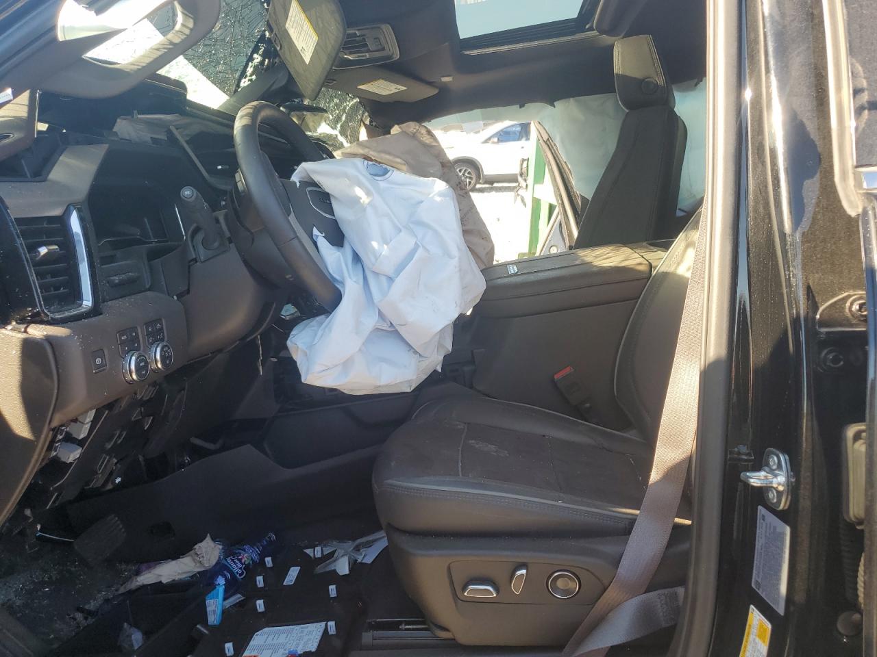 GMC Sierra K2500 Denali Image 6