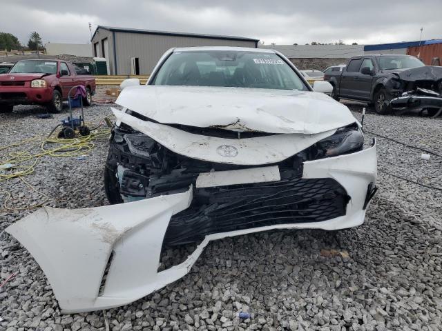 Toyota Camry Xse Image 4