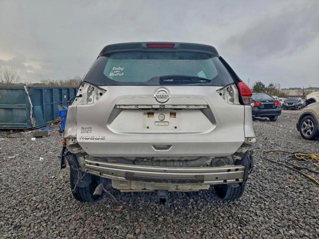 Nissan Rogue S Image 6