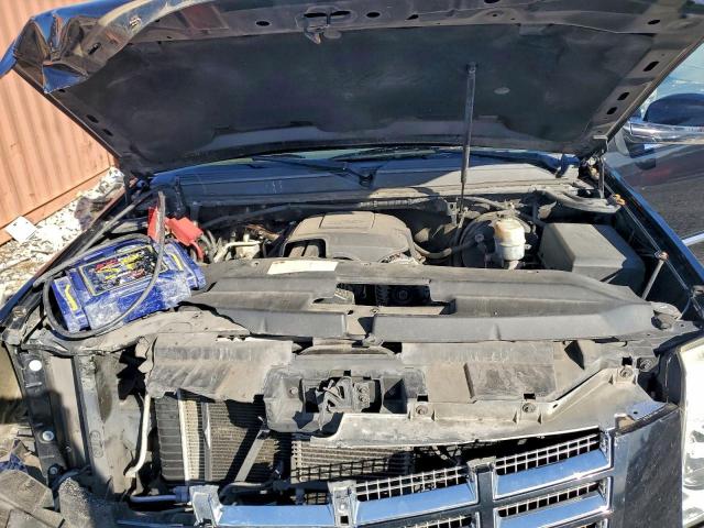 Cadillac Escalade Luxury Image 6