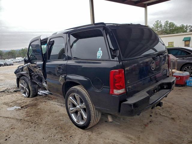 Cadillac Escalade Luxury Image 2