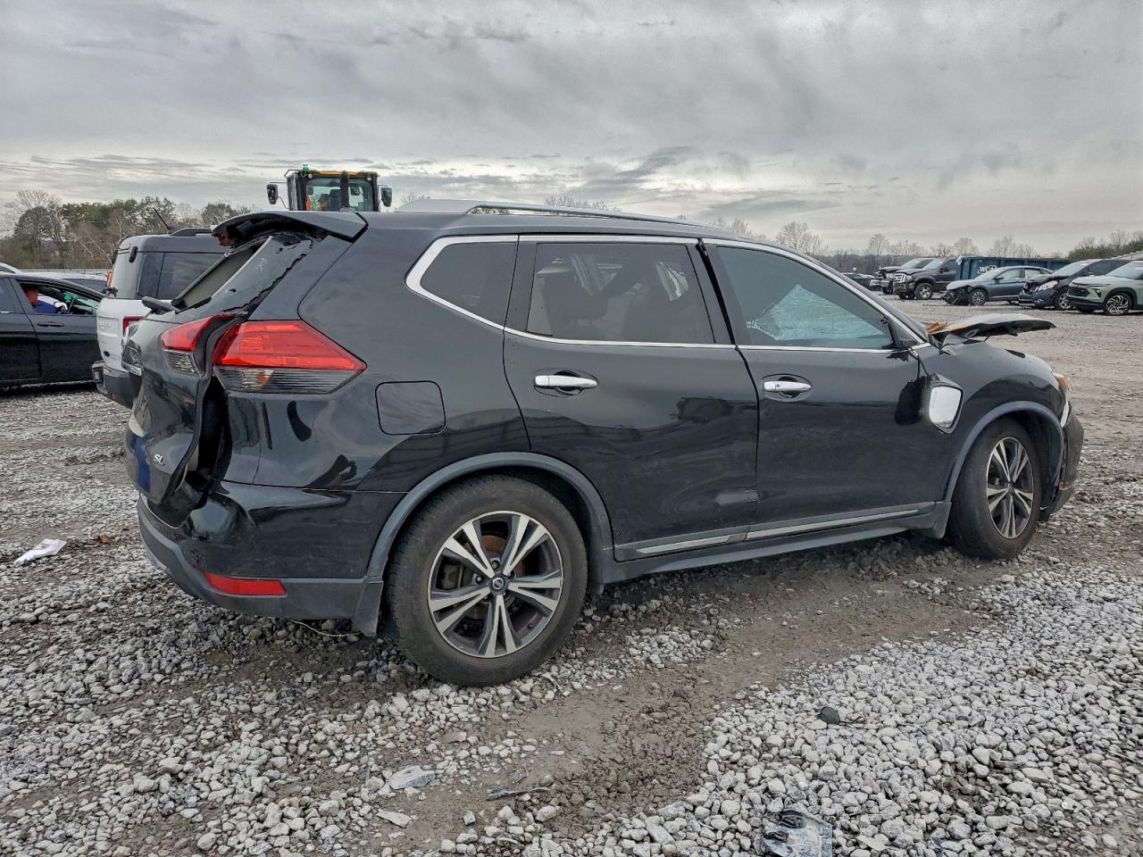 Nissan Rogue S Image 8