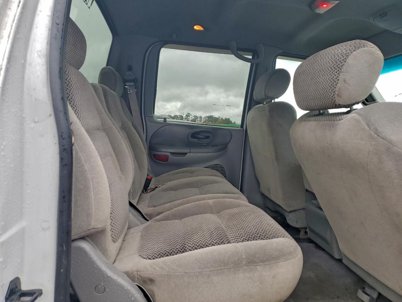 Ford F-150 Supercrew Image 2