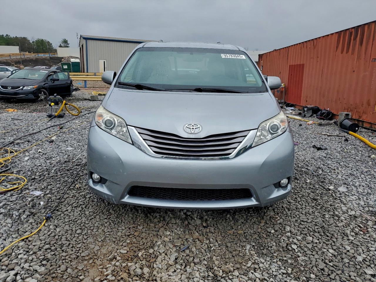 Toyota Sienna Xle Image 5