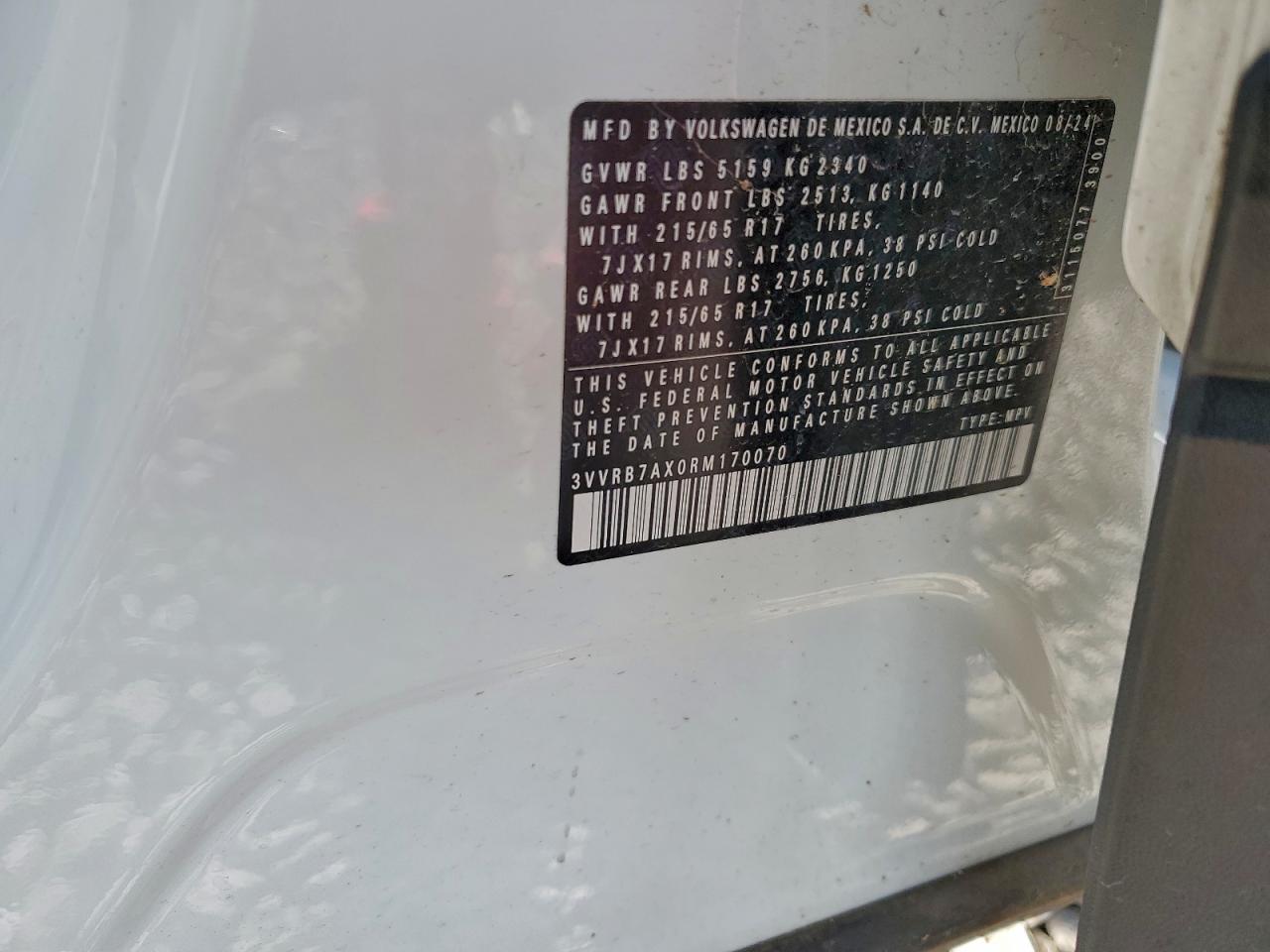 Volkswagen Tiguan S Image 12