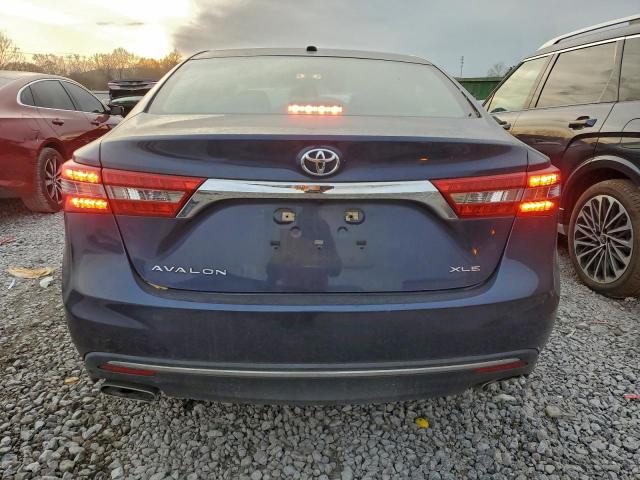 Toyota Avalon Xle Image 12