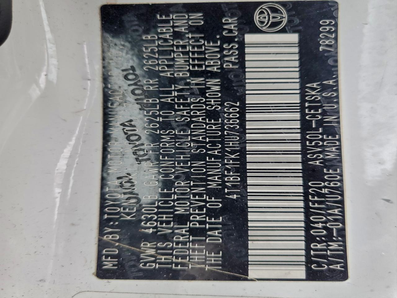 Toyota Camry Le Image 2