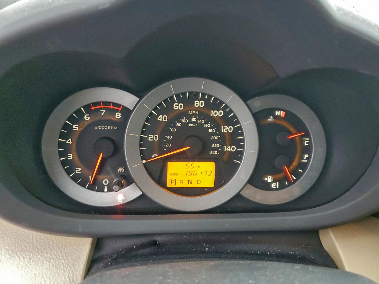 Toyota RAV4 Limited Image 8