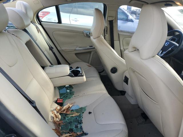 Volvo S60 T5 Image 11