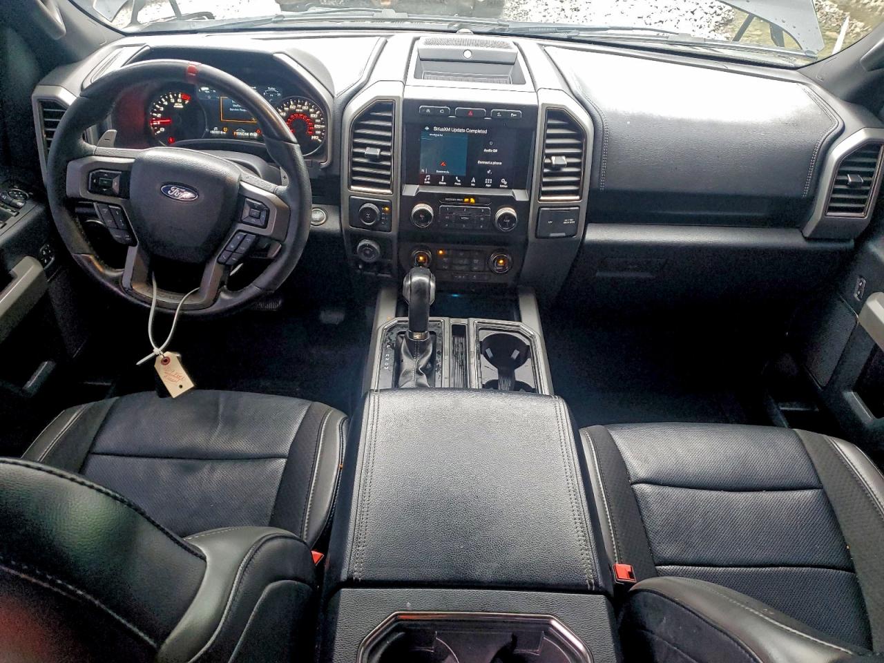 Ford F-150 Raptor Image 8