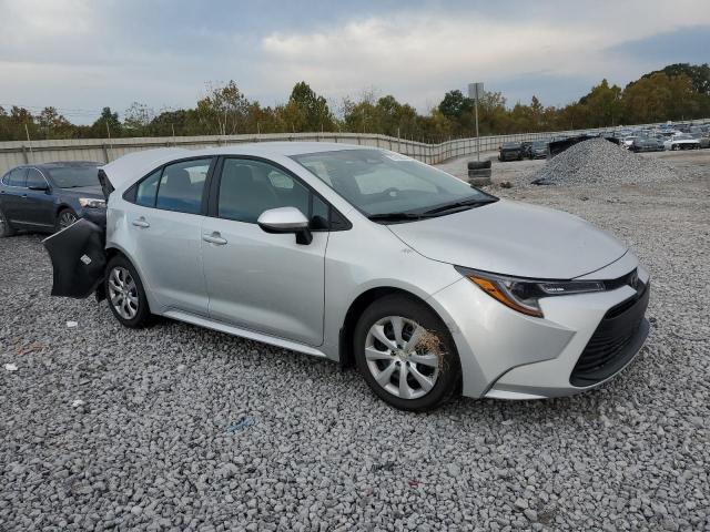 Toyota Corolla Le Image 3