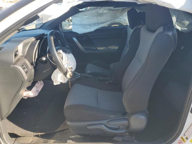 Toyota Scion Image 6