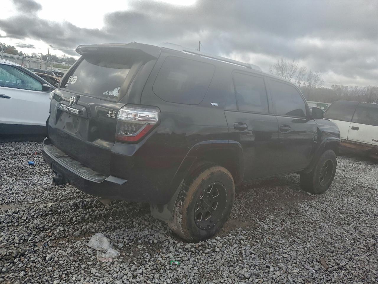 Toyota 4Runner Sr5/sr5 Premium Image 2