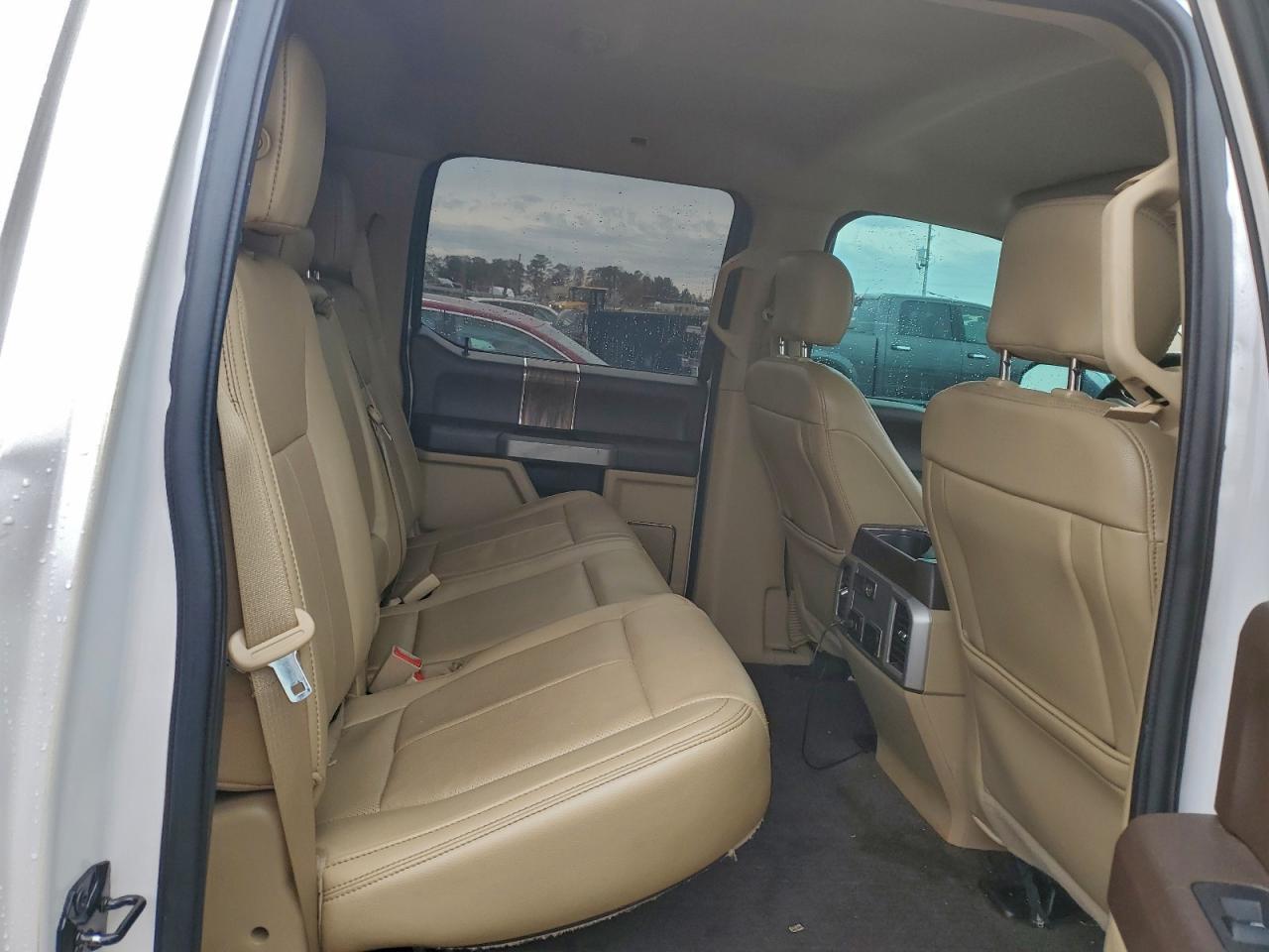 Ford F-150 Supercrew Image 7