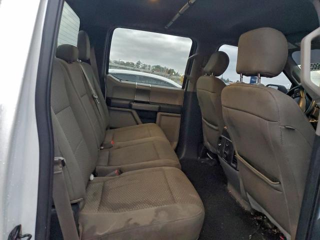 Ford F-150 Supercrew Image 4