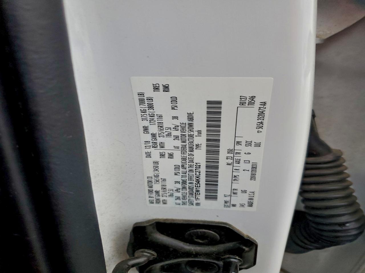 Ford F-150 Supercrew Image 6