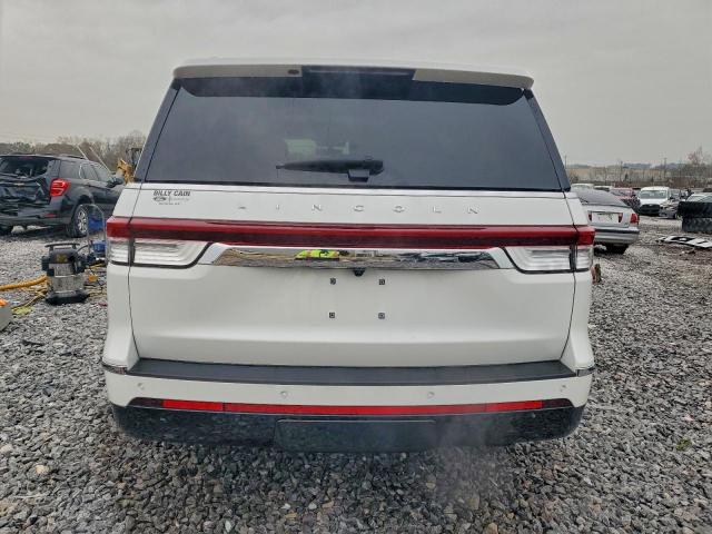 Lincoln Navigator Reserve Image 7