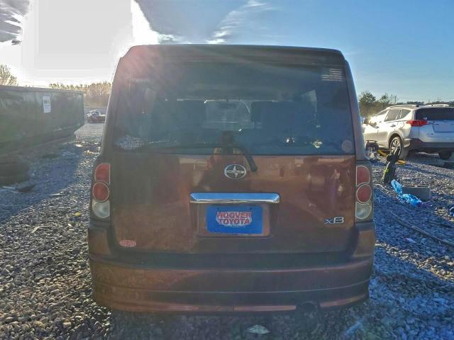 Toyota Scion Xb Image 12