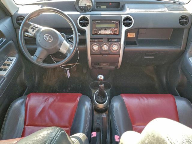 Toyota Scion Xb Image 7