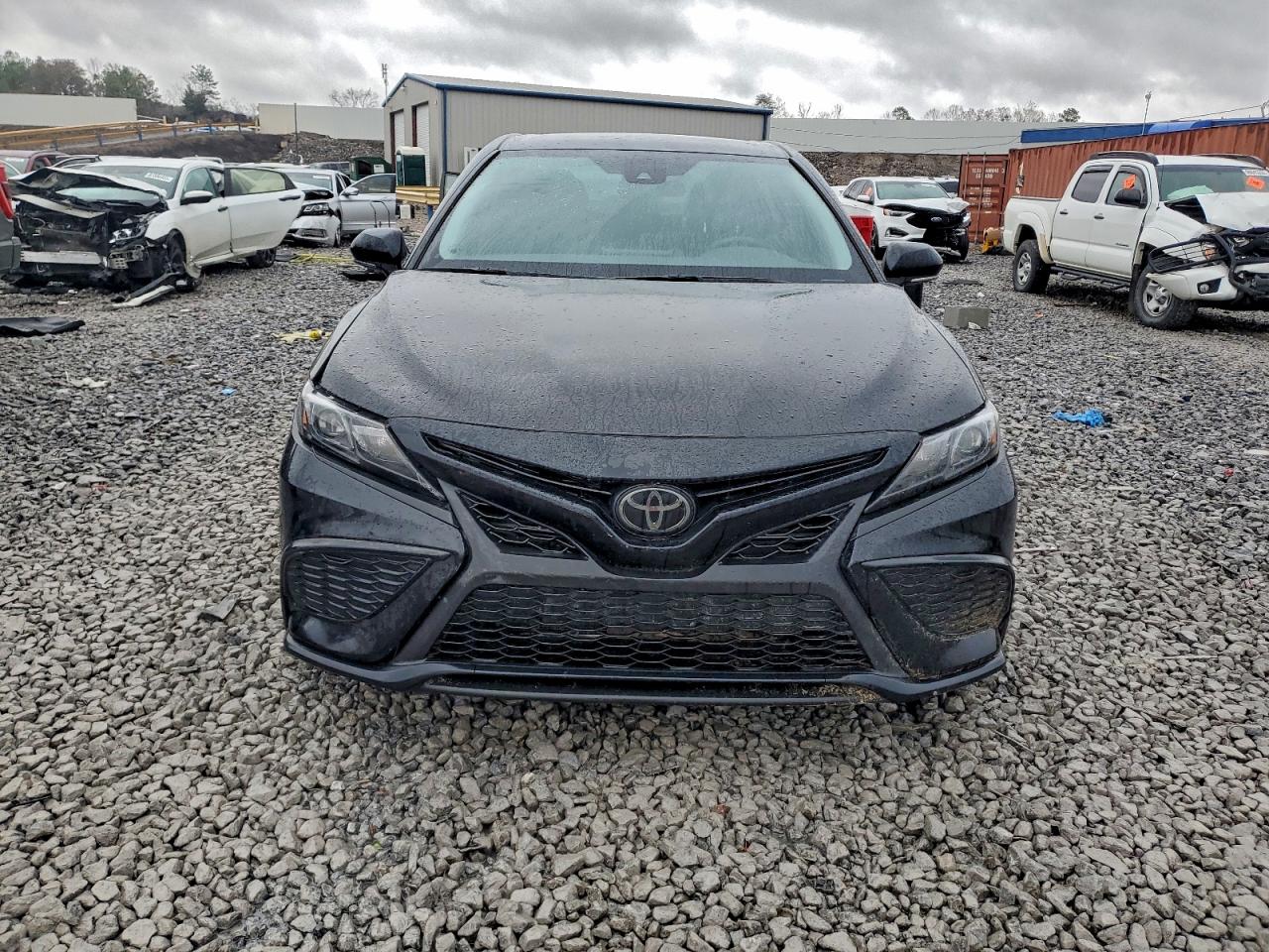 Toyota Camry Se Night Shade Image 9