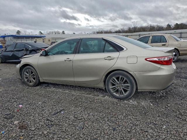 Toyota Camry Le Image 2