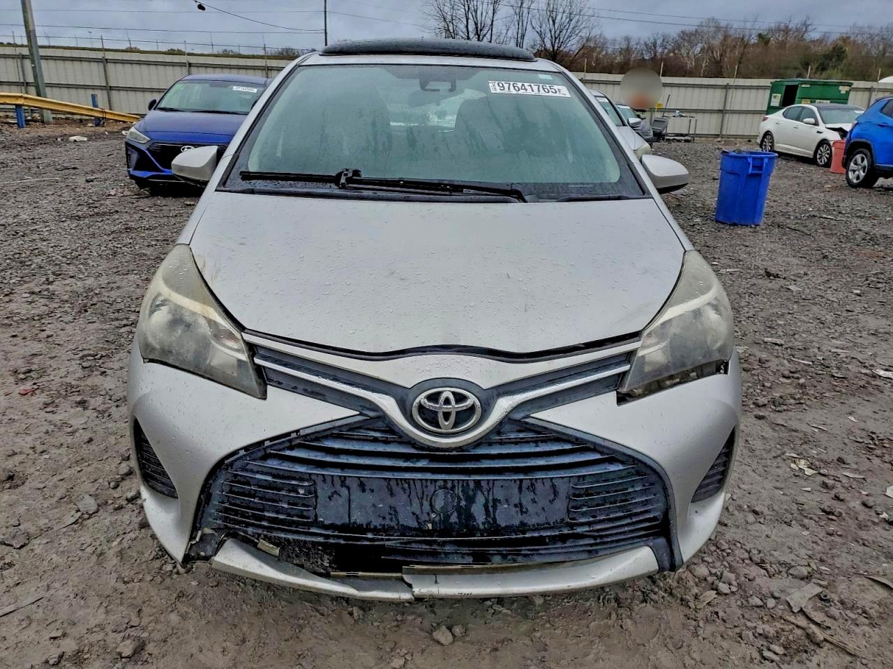 Toyota Yaris L Image 11