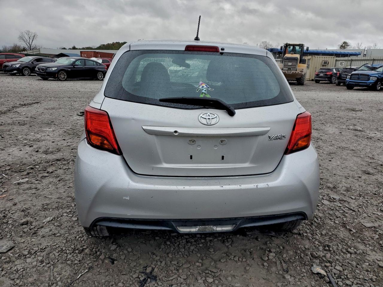 Toyota Yaris L Image 3