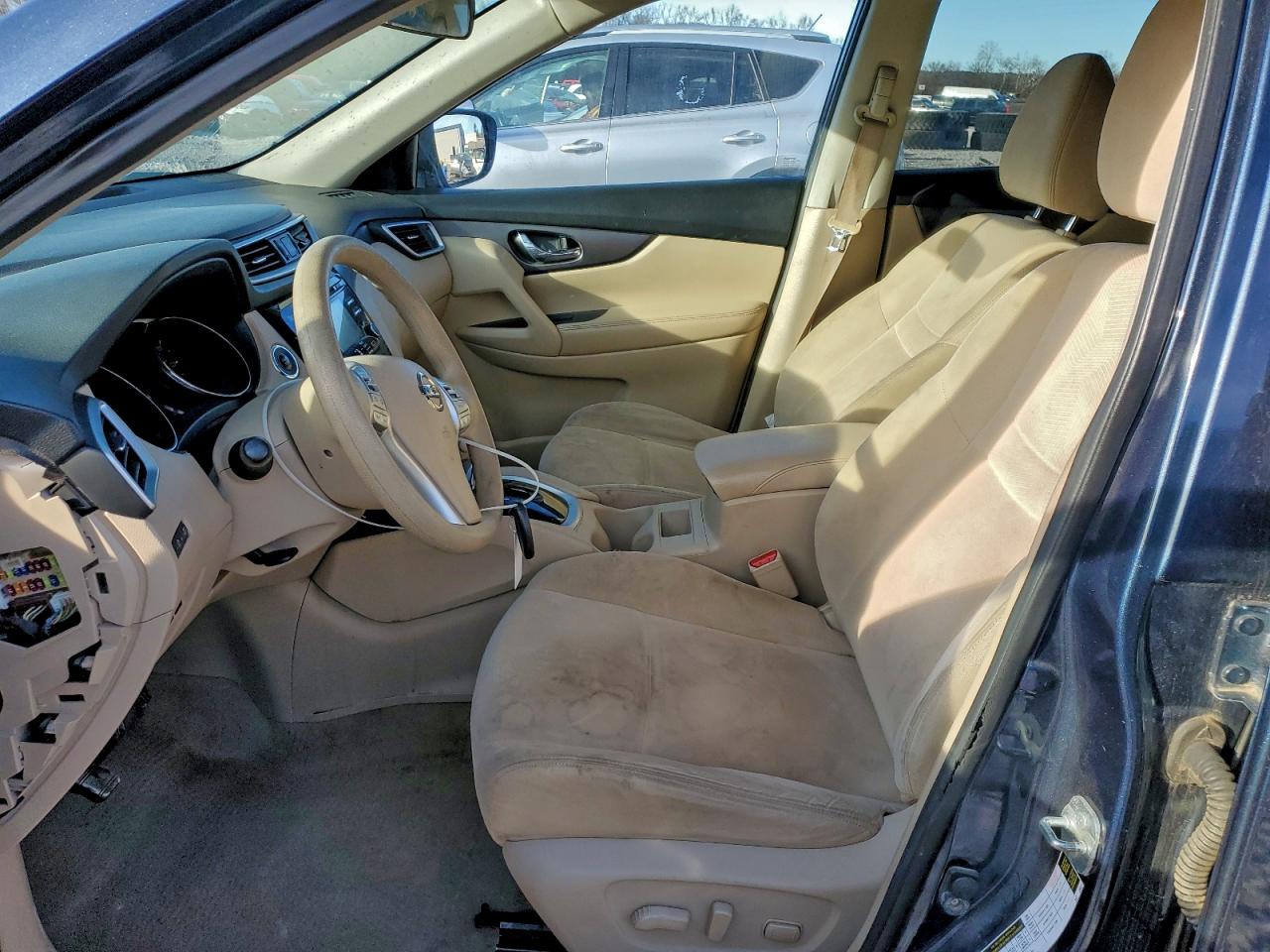 Nissan Rogue S Image 8