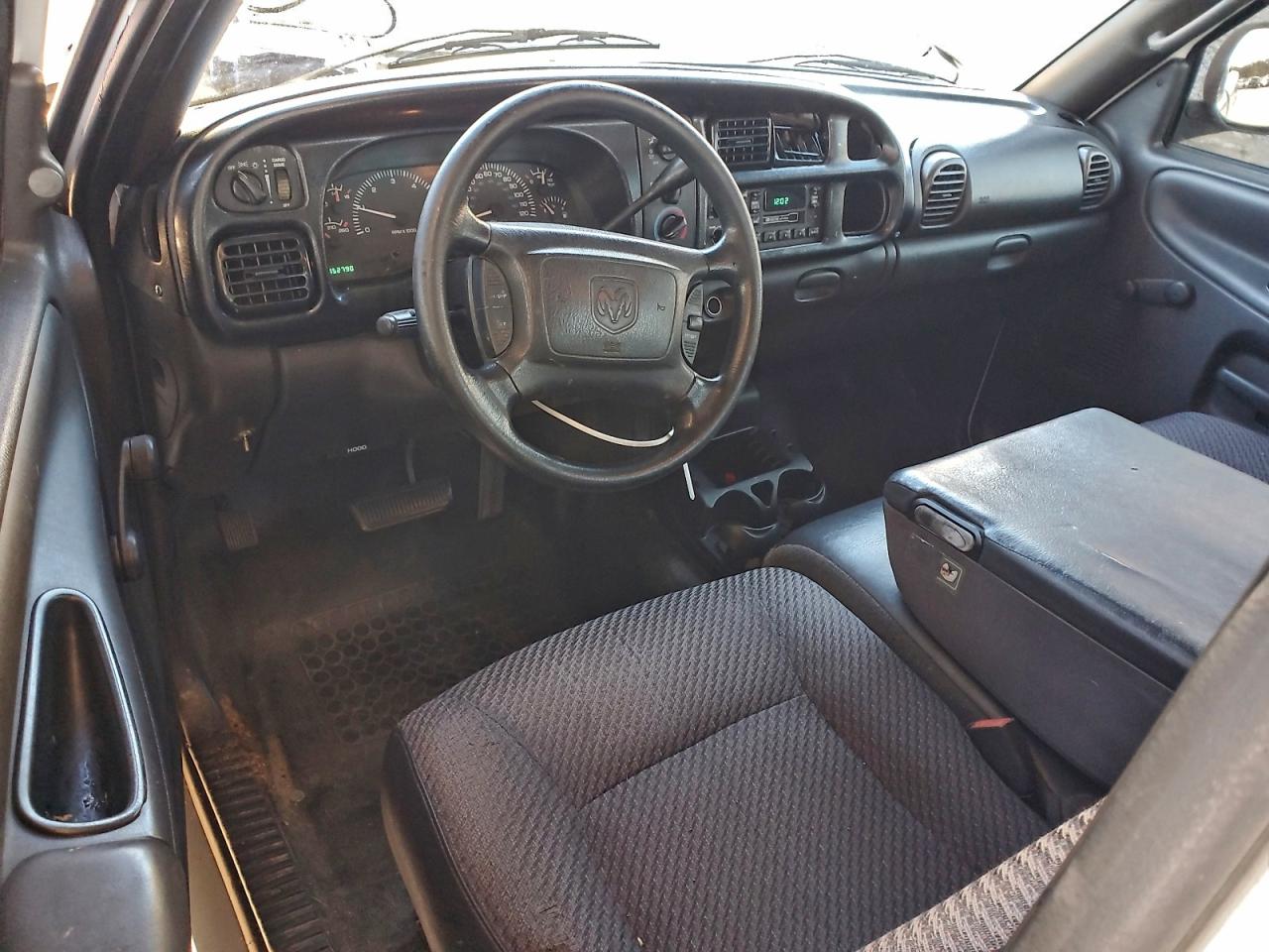 Dodge Ram 1500 Image 12