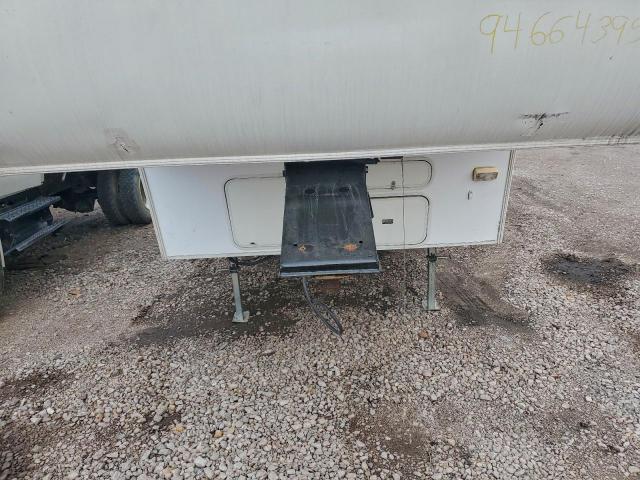 Coachmen Chaparral Series Image 5