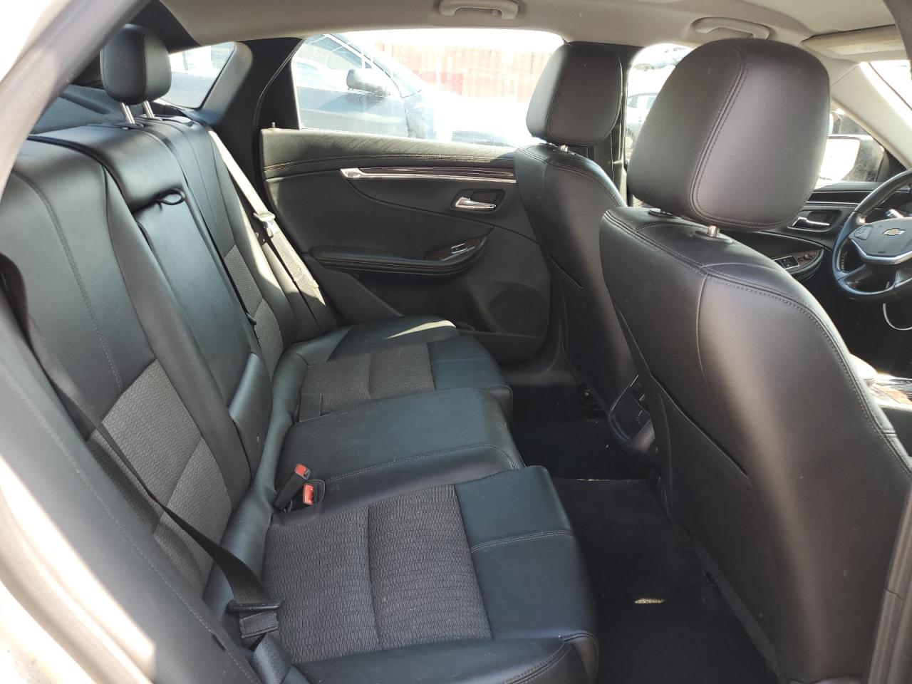 Chevrolet Impala Lt Image 10