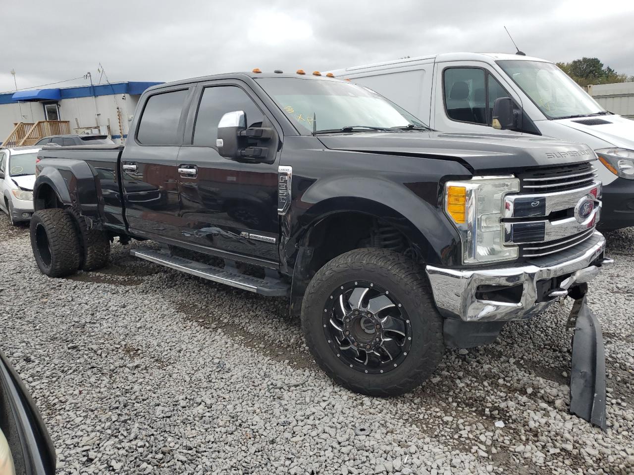 Ford F-350 Super Duty Image 4