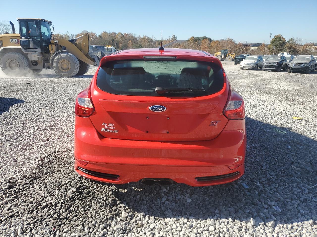 Ford Focus St Image 10