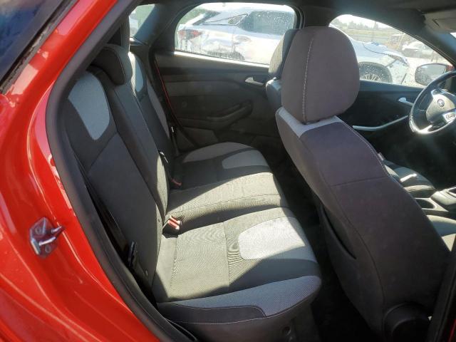 Ford Focus St Image 8